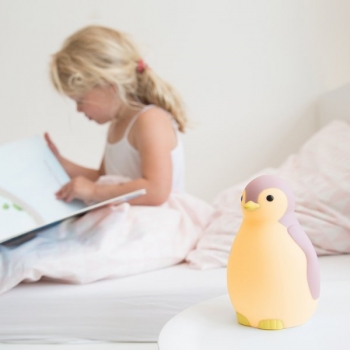 картинка Беспроводная колонка+будильник+ночник пингвинёнок Пэм (PAM) ZAZU (розовый) интернет-магазин Мамам и Папам